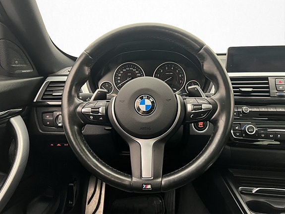 BMW 340i 16 of 30