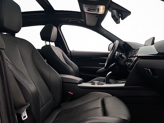 BMW 340i 30 of 30