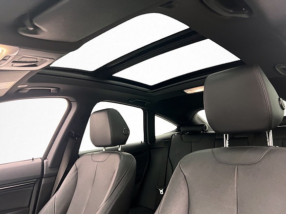 BMW 340i 13 of 30