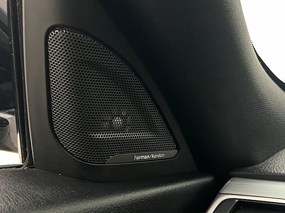 BMW 340i 17 of 30