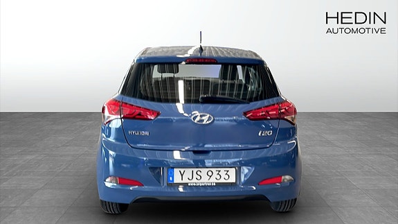 Hyundai i20 7 of 9