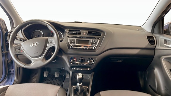 Hyundai i20 4 of 9