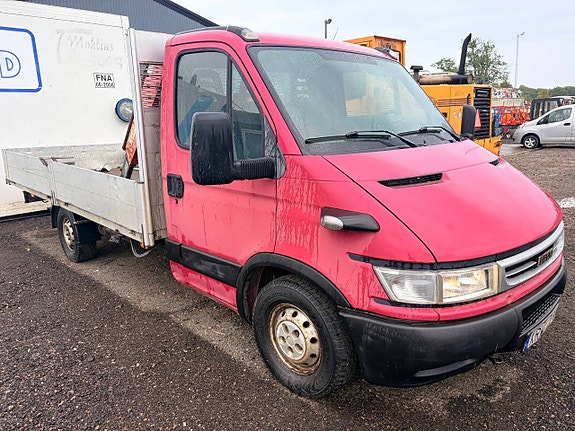 Iveco Daily 35 S17 2 of 12