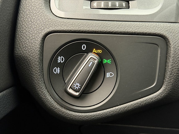 Volkswagen Golf Alltrack 15 of 30