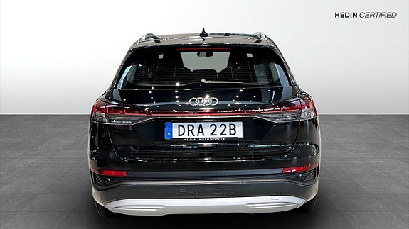 Audi Q4 e-tron 5 of 14