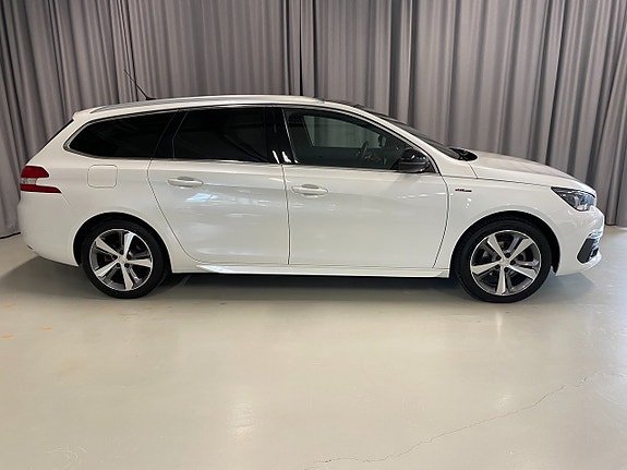 Peugeot 308 SW 6 of 25