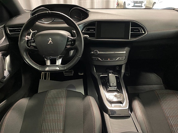 Peugeot 308 SW 12 of 25