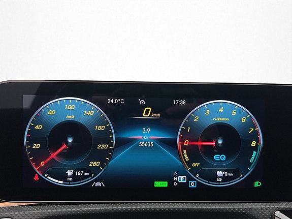Mercedes-Benz A250 e 16 of 30