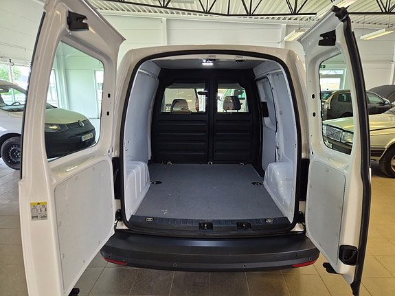 Volkswagen Caddy 5 of 6