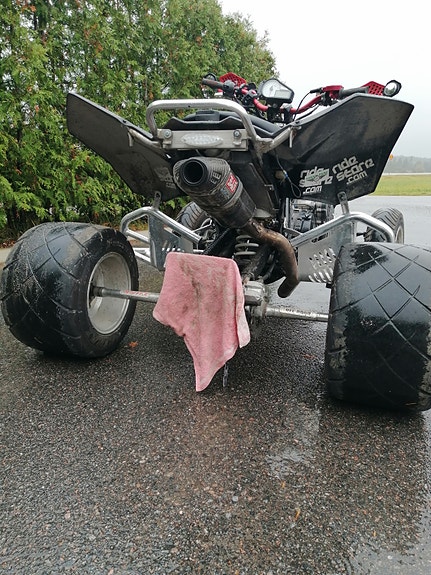 Suzuki Dresel LT-r 450 4 of 4