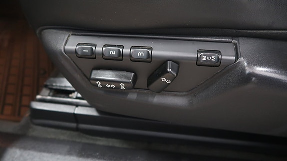 Volvo XC90 15 of 15