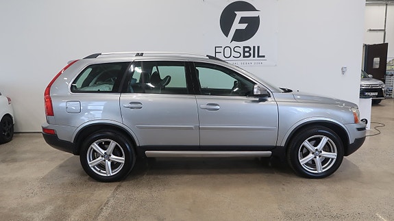 Volvo XC90 3 of 15