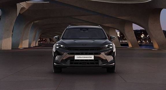 Cupra Formentor 2 of 10