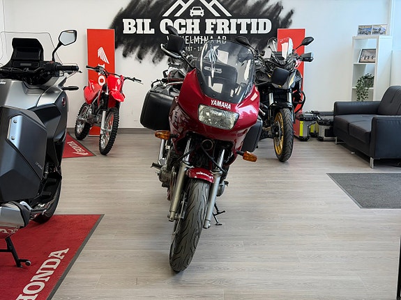 Yamaha XJ900 S Diversion Nybesiktigad fina Däck 2 of 2
