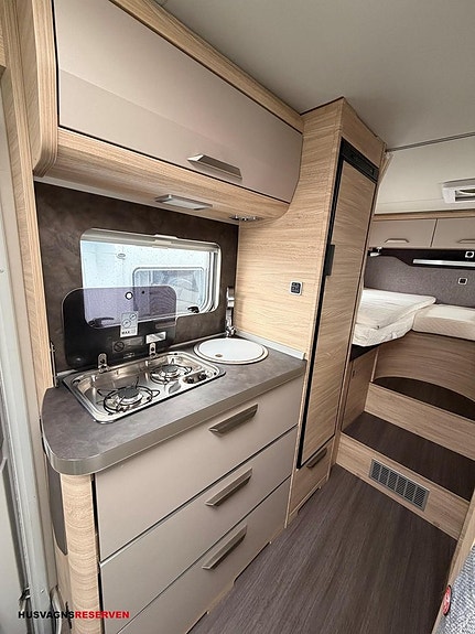 Knaus Van TI Plus 650 MEG 4WD Platinum Selection -MAN 17 of 24