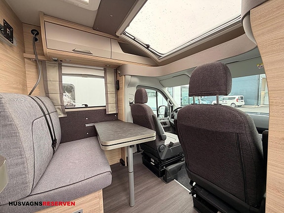 Knaus Van TI Plus 650 MEG 4WD Platinum Selection -MAN 11 of 24