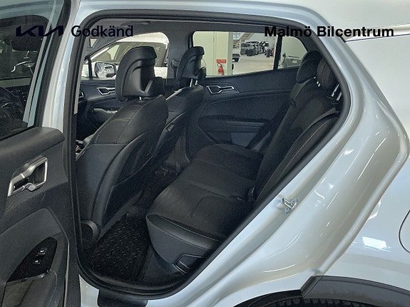 Kia Sportage 14 of 21