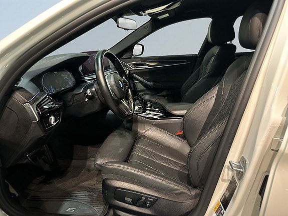 BMW 530e 7 of 25