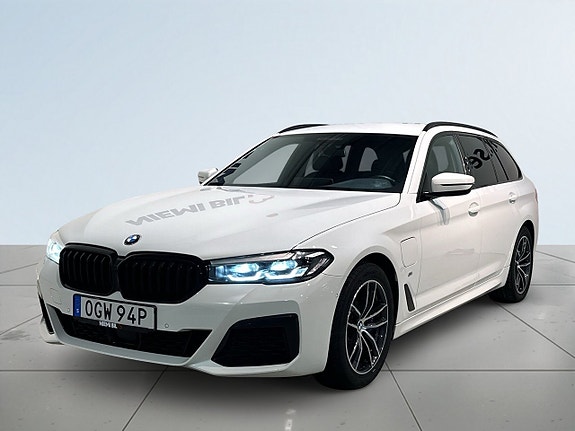 BMW 530e 16 of 25