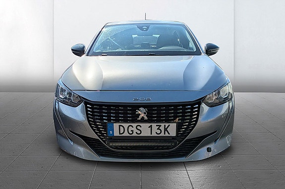 Peugeot 208 3 of 7