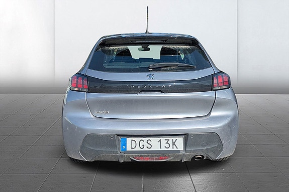 Peugeot 208 6 of 7
