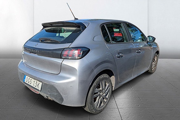 Peugeot 208 5 of 7