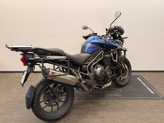 Triumph Tiger 1200 Explorer XRX 7 of 8