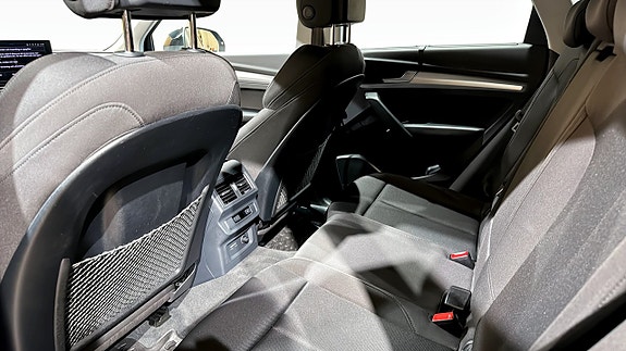 Audi Q5 21 of 30