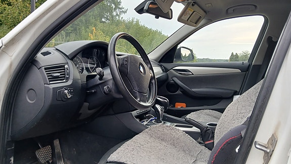 BMW X1 7 of 9