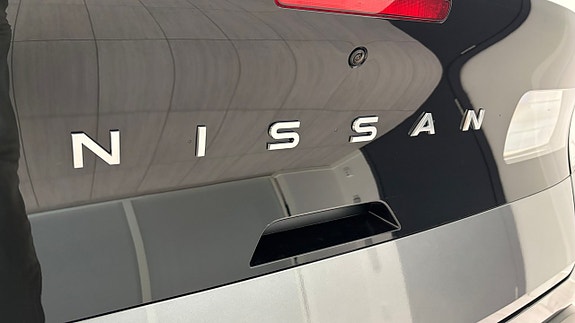 Nissan Leaf 6 of 19