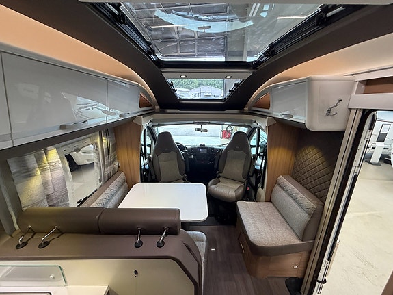 Adria Coral 670 SC Supreme *AC*Solcell*Automat* 8 of 18