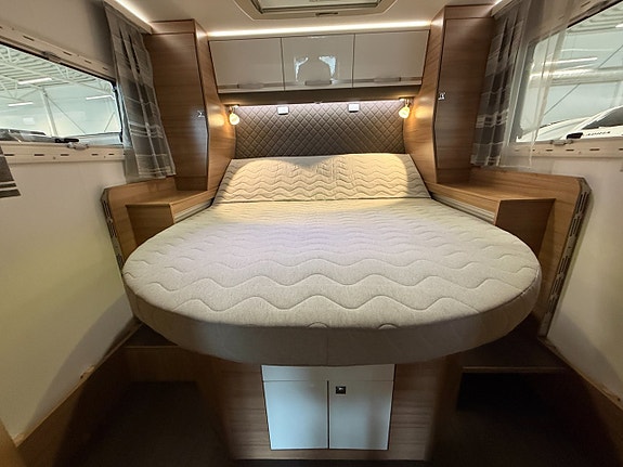 Adria Coral 670 SC Supreme *AC*Solcell*Automat* 11 of 18