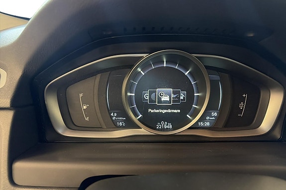 Volvo V70 17 of 21