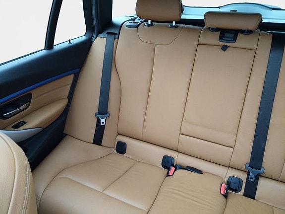 BMW 320 13 of 27