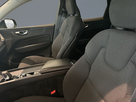 Volvo XC60 6 of 11