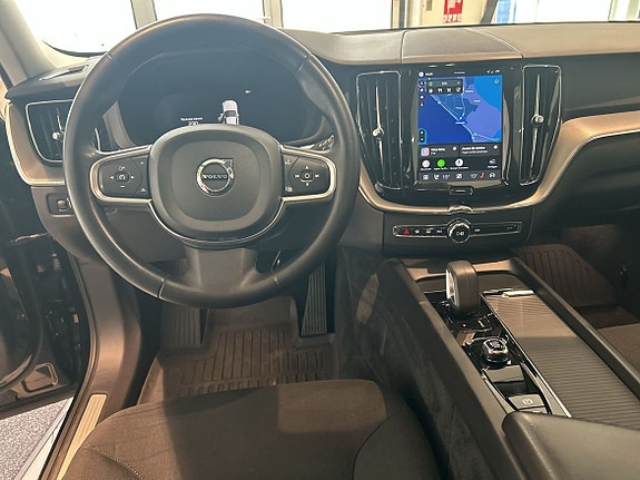 Volvo XC60 11 of 11