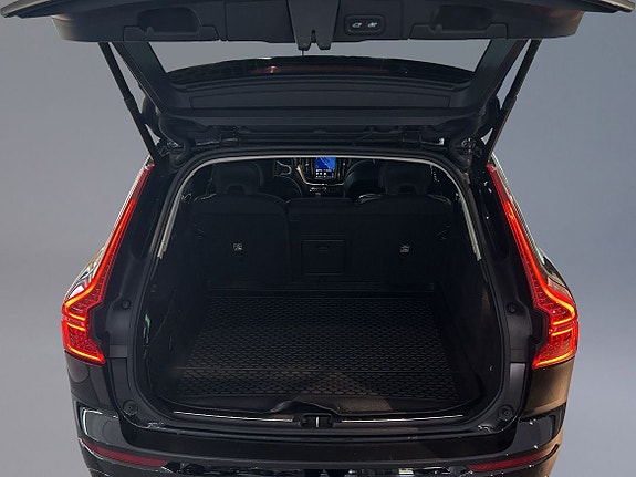 Volvo XC60 9 of 11