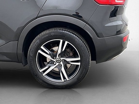 Volvo XC40 29 of 30