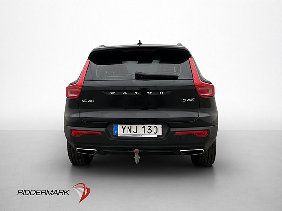 Volvo XC40 6 of 30