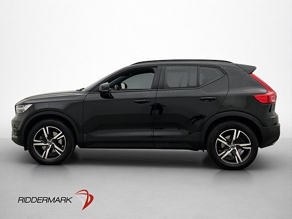 Volvo XC40 4 of 30