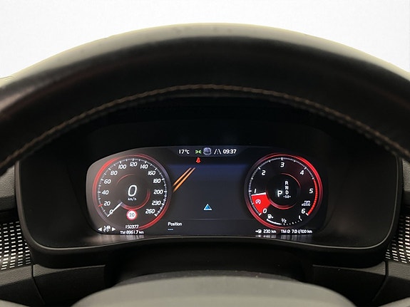 Volvo XC40 18 of 30