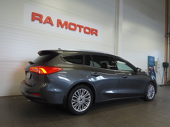 Ford Focus 5 of 21