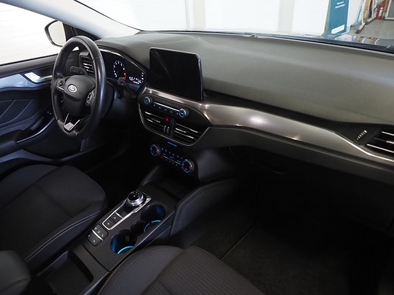 Ford Focus 9 of 21