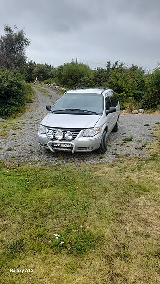 Chrysler Grand Voyager 2 of 8