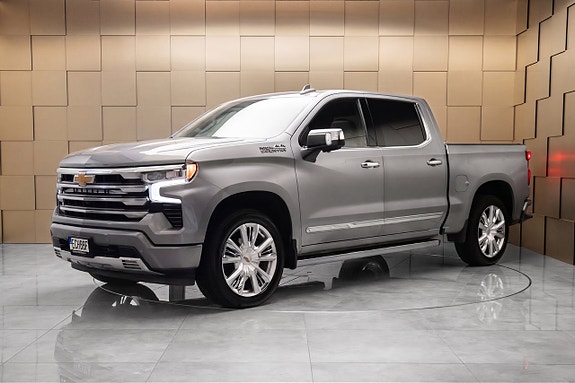 Chevrolet Silverado 1500 2 of 26