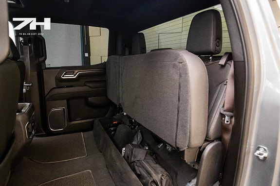 Chevrolet Silverado 1500 24 of 26