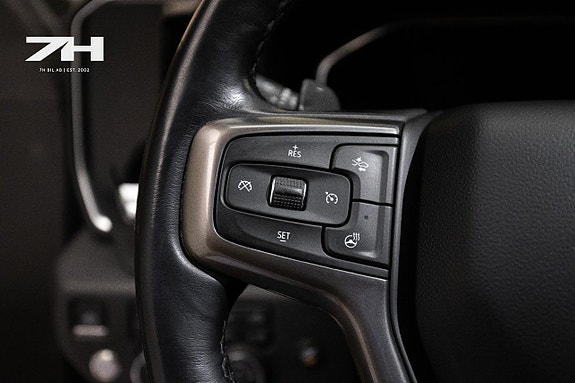 Chevrolet Silverado 1500 13 of 26