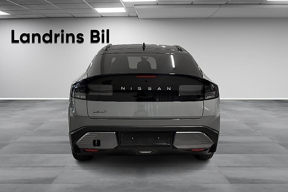 Nissan Leaf 5 of 14