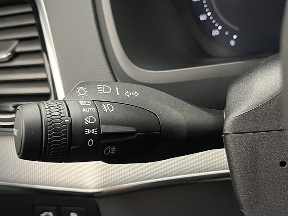 Volvo XC90 20 of 30