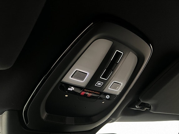 Volvo XC90 23 of 30